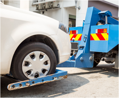 Vehicle Getting Towed in Tampa, FL